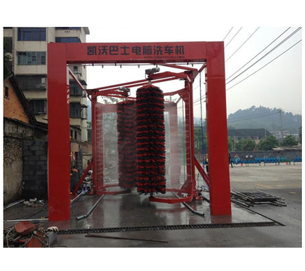 湖南吉首大巴洗車機(jī)