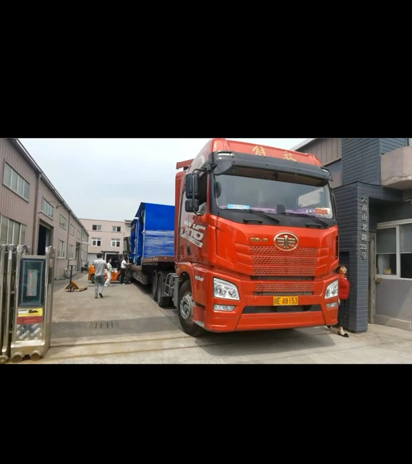 中國(guó)-大灣區(qū)-沿海一線(xiàn) 無(wú)人值守微信掃碼洗車(chē)設(shè)備發(fā)貨了